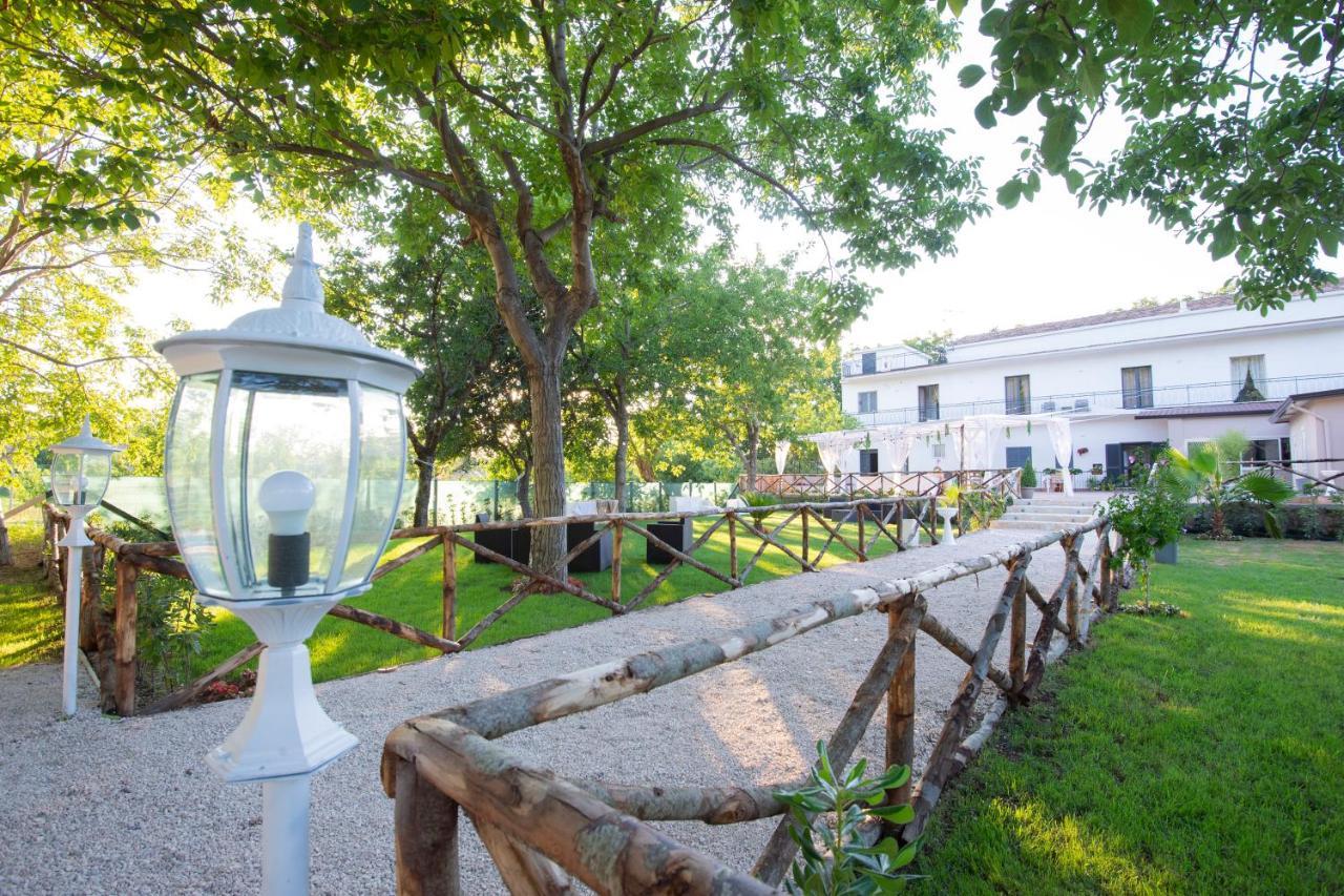 Donna Rosita Hotel San Felice a Cancello Buitenkant foto