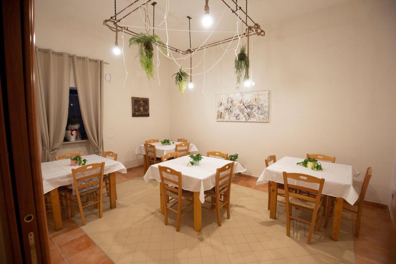 Donna Rosita Hotel San Felice a Cancello Buitenkant foto